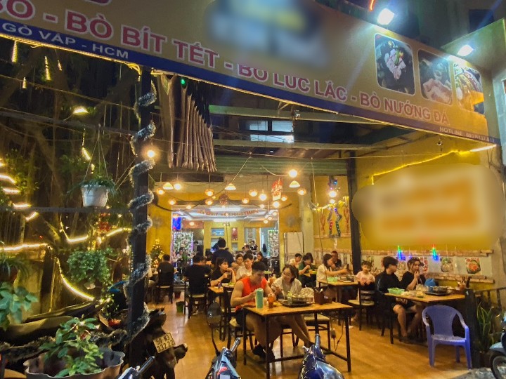 Sang Nhượng  Mặt Bằng Nhà Hàng Ở Quận Gò Vấp.