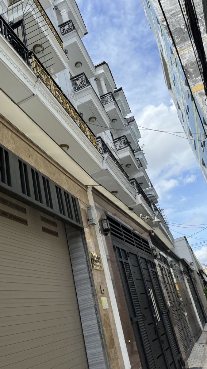 Định cư cần bán nhà 2 mặt tiền hẻm xe hơi đường Thống Nhất, P.11,Q. Gò Vấp