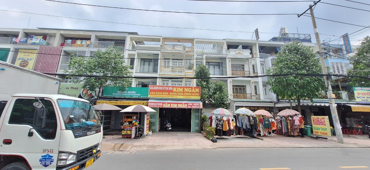 Chính chủ bán nhà Nhanh Nhà Vị Trí Đẹp Tại  Đường Nguyễn Thị Búp, Phường Hiệp Thành
