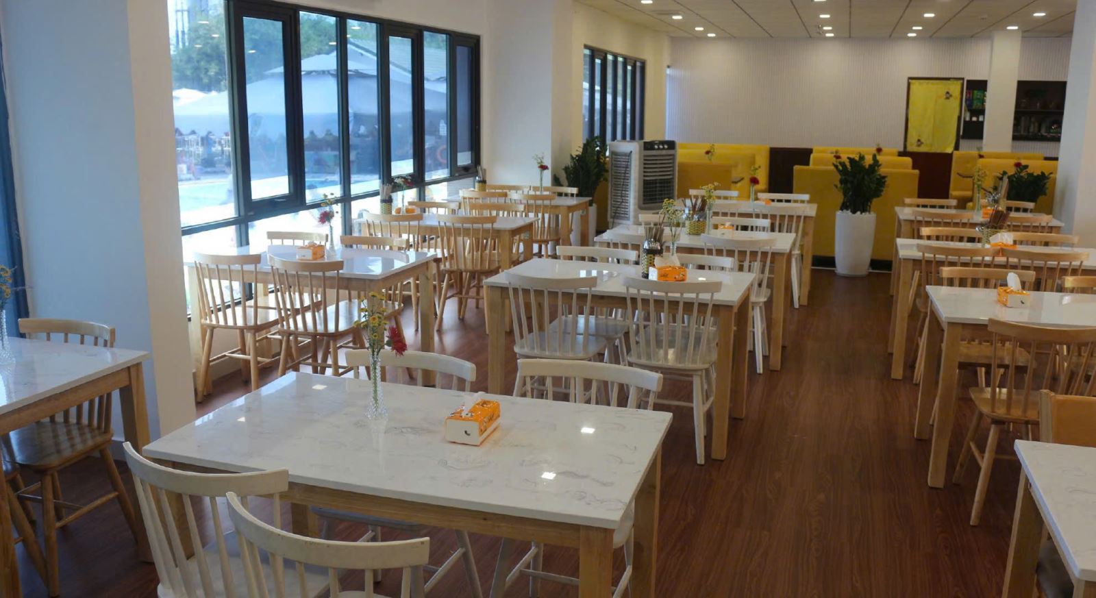 Sang quán mới mở đẹp, sang trọng Khu Nam Long, Q. 7