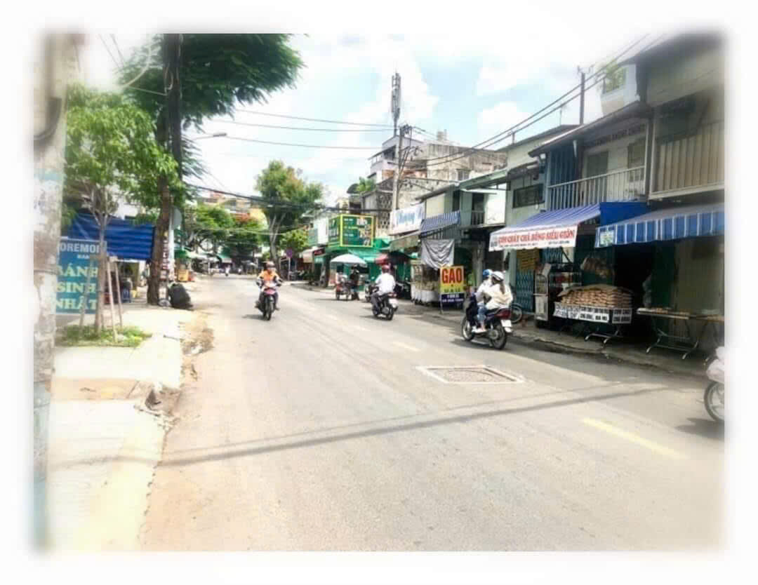 Cần bán Nhà mặt tiền đường Lạc Long Quân , phường 10 , quận 11